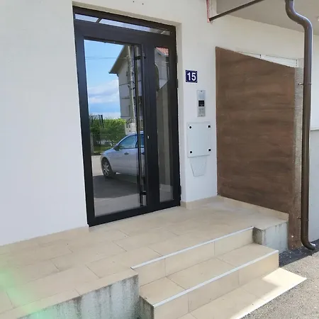 Apartamento Noa Ledine